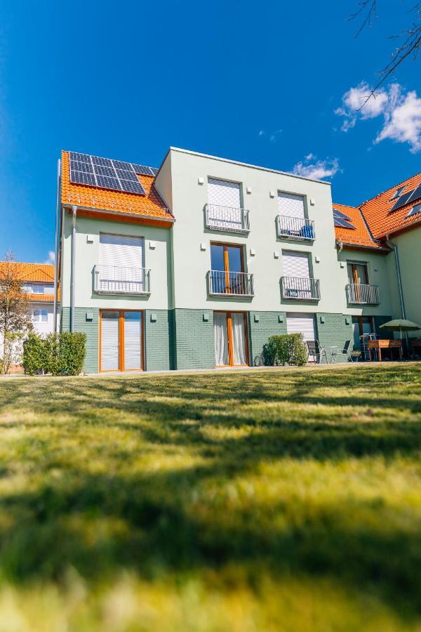 New Living City Appartement Білефельд Екстер'єр фото